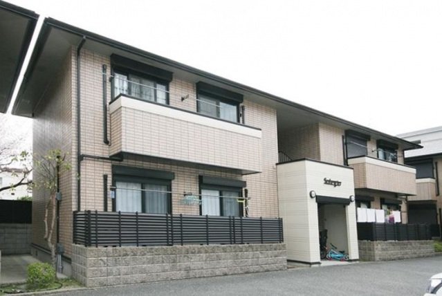 ヴァロンドール角田　A