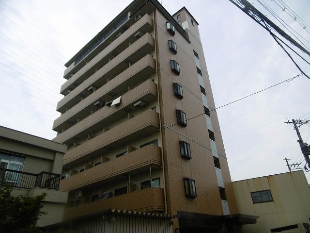 パトラＫの外観