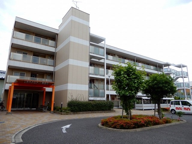 リラスクエア八尾宮町