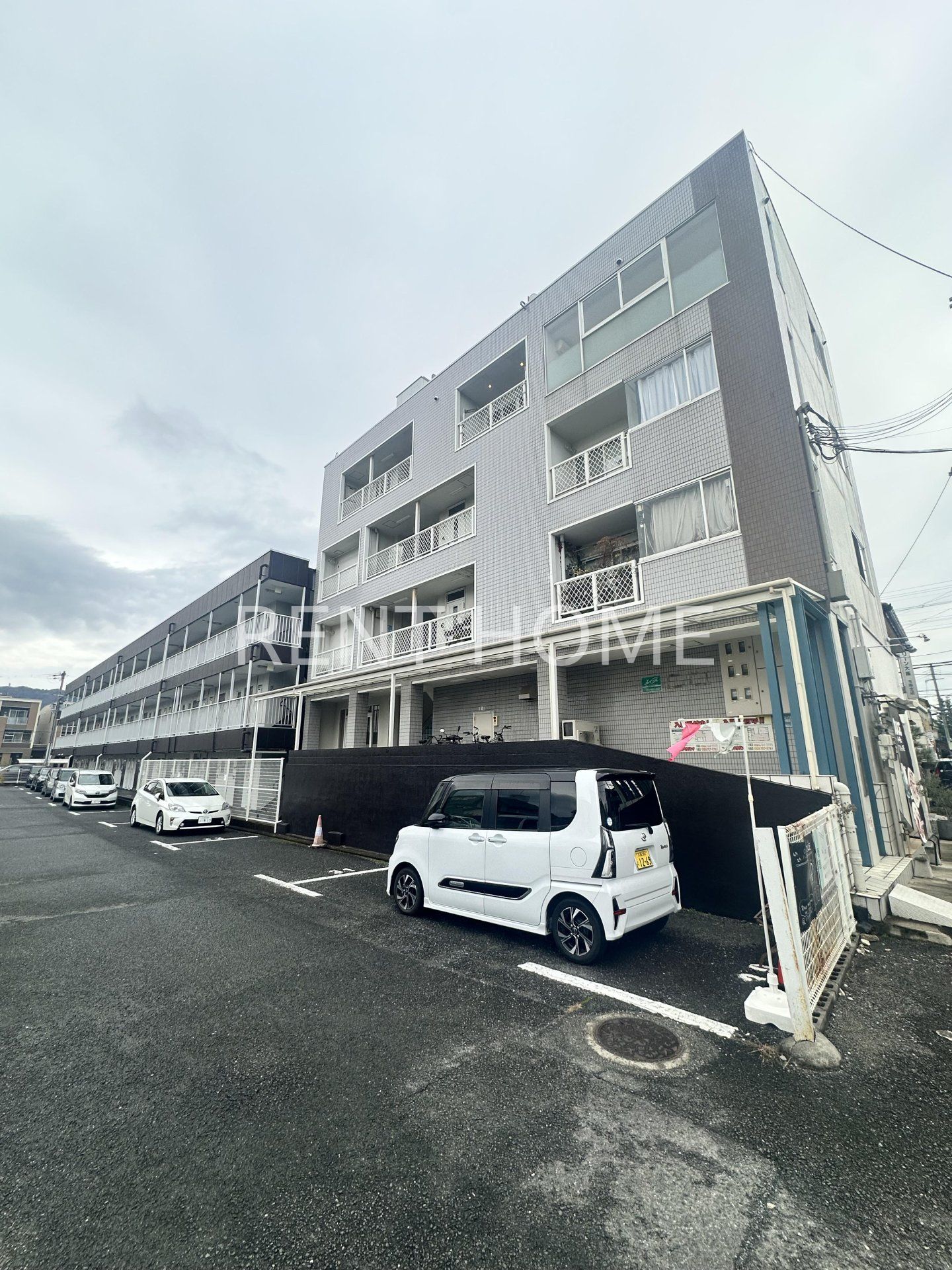 エクセル花園　A棟