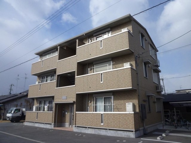 シャルマンAの外観