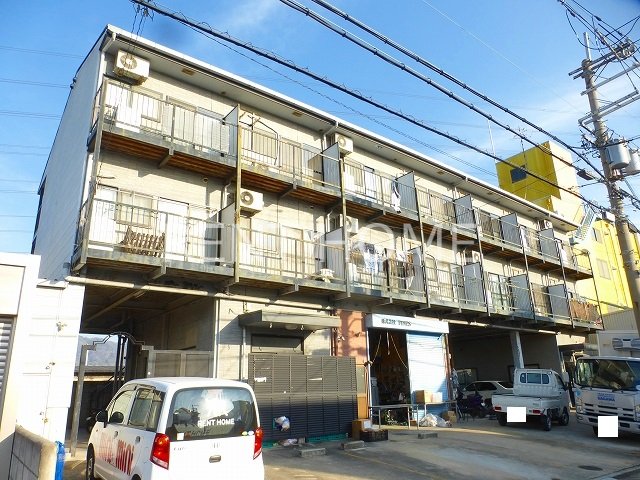 宝マンションの外観