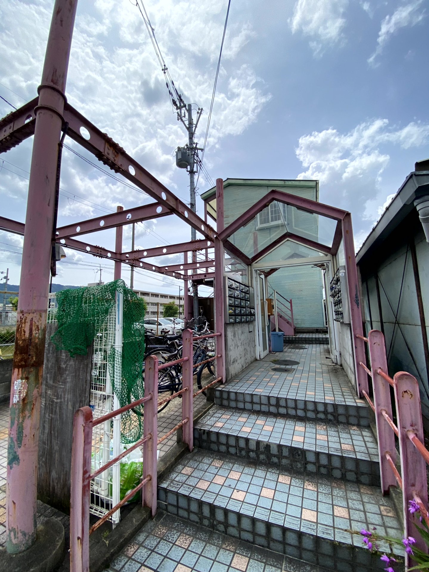クリスタル通り壱番館