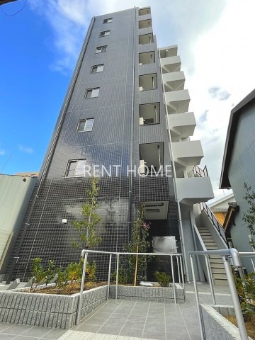 ヒルズ八尾本町の外観