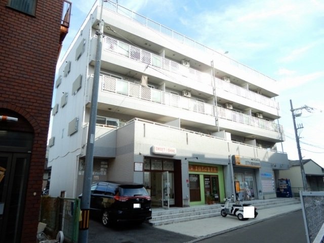プレアール恩智