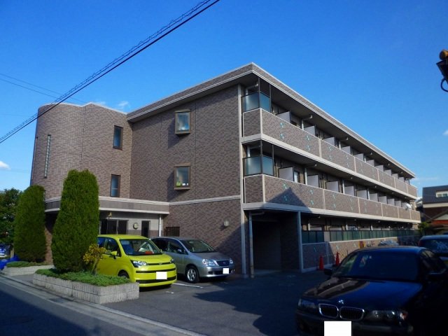 ヴァンテアン東本町の外観