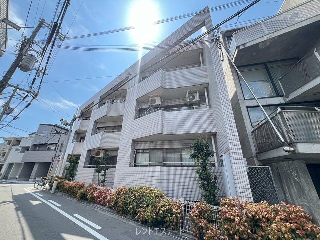 ジュネス岩井の外観