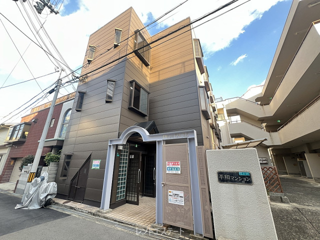 プラザイーグル