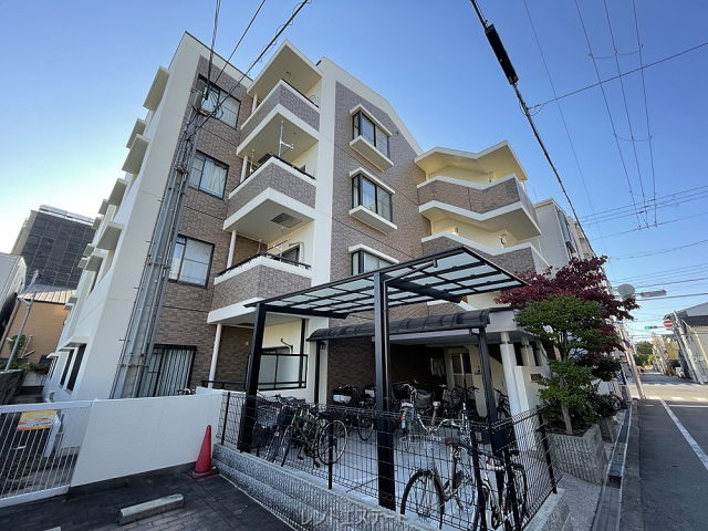 万代東マンション