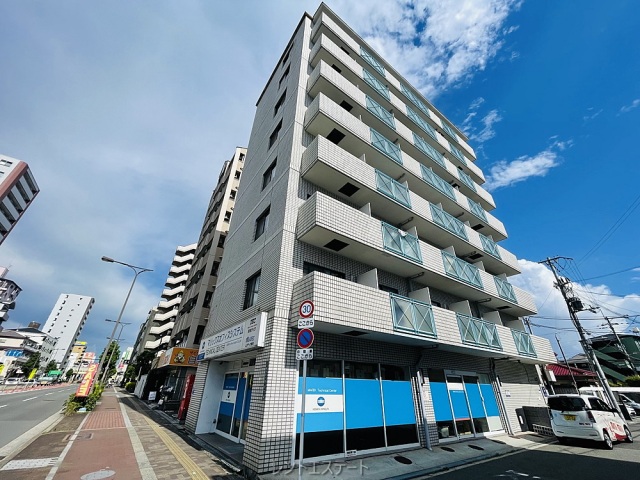 フローライト長居の外観