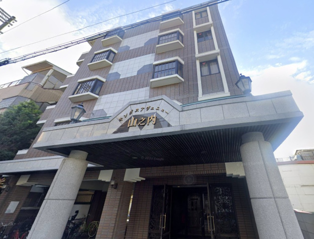 キングスアヴェニュー山之内