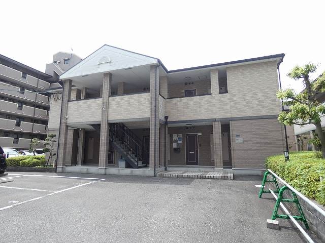 バンブーコートⅡ番館の外観