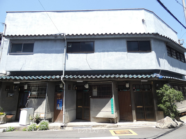 山本文化の外観