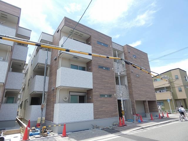 フジパレス我孫子西Ⅴ番館の外観
