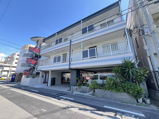 沢アベリアの外観