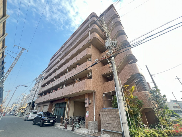 カーサ山城の外観