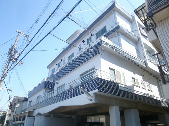 堀井マンション2号館の外観