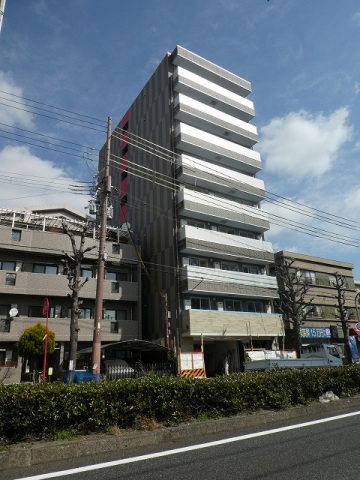 フォレスタ長居の外観