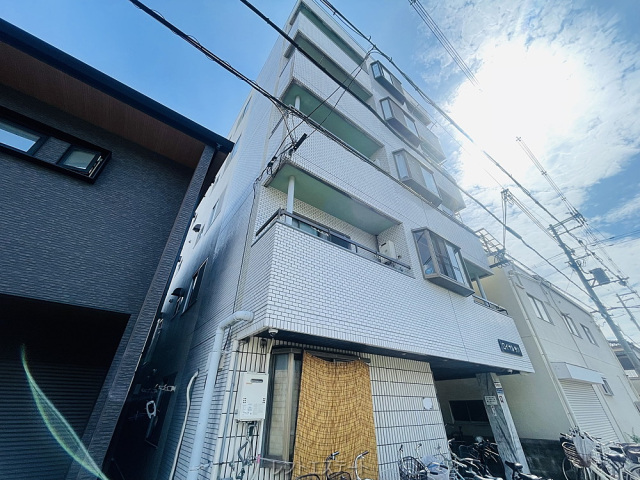 ロイヤル今川の外観