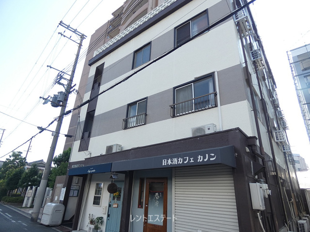 第2田辺マンションの外観