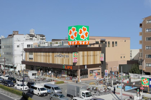 ライフ昭和町駅前店(スーパー)まで518m ライフ昭和町駅前店(スーパー)まで518m
