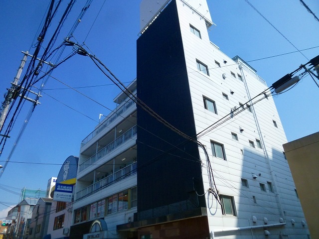 長居コーポの外観
