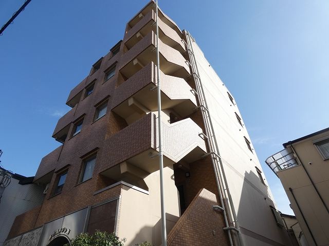 美章園メゾン寿の外観