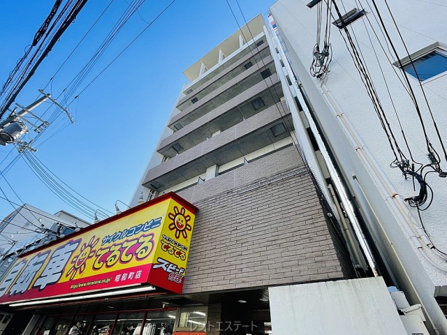 ウォブレマーニ昭和町の外観
