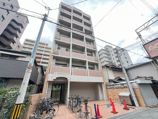 ピッコロモンドの外観