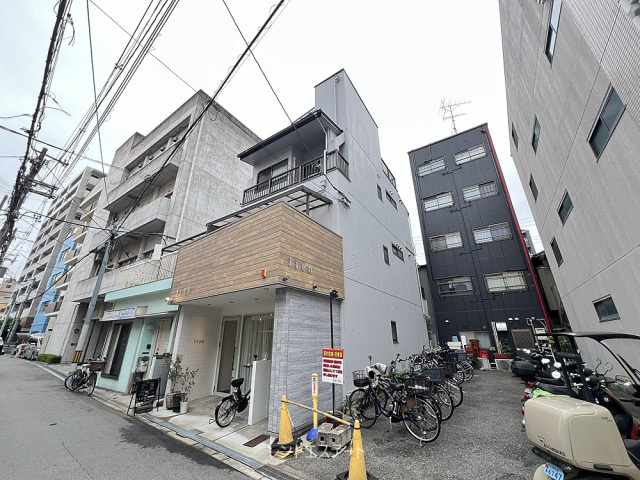 ヴィジュエ西田辺の外観