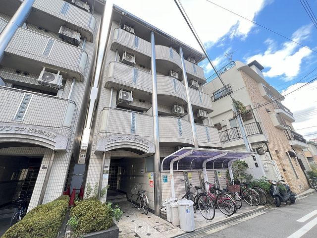 シャルマンフジ住吉壱番館の外観