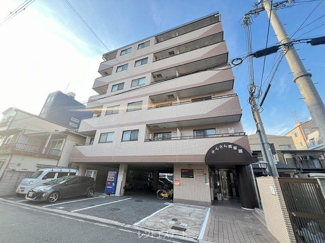 さんさん美章園の外観