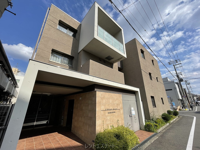 コーラルリーフ住吉の外観