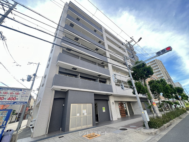 クローバーソレイユ南田辺の外観