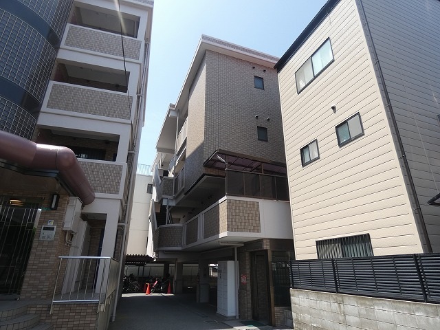 アーバンコートアベノⅡの外観