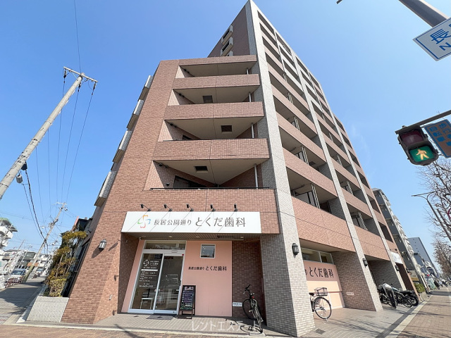 アルコローザの外観