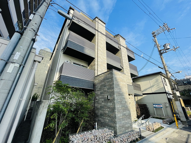 ウェルスクエア長居公園Ⅱの外観