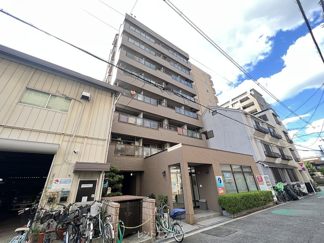 パレユニオン鶴ヶ丘の外観