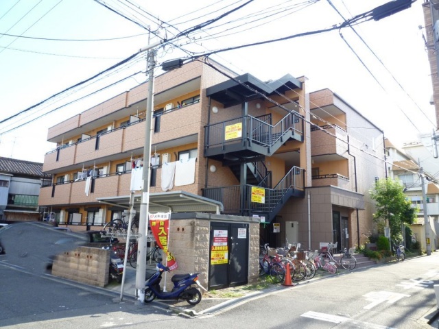 リュエルヴィラの外観