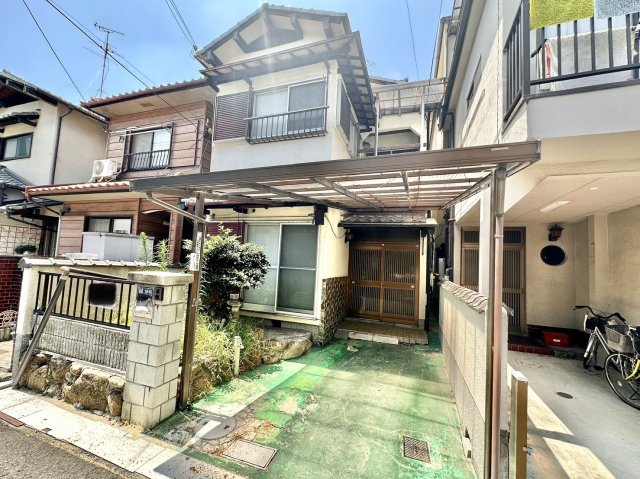 小山8丁目貸家の外観