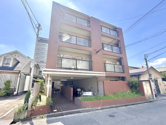 丸正ハイツの外観