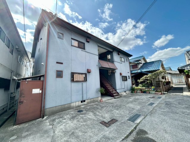 八尾ハイツの外観