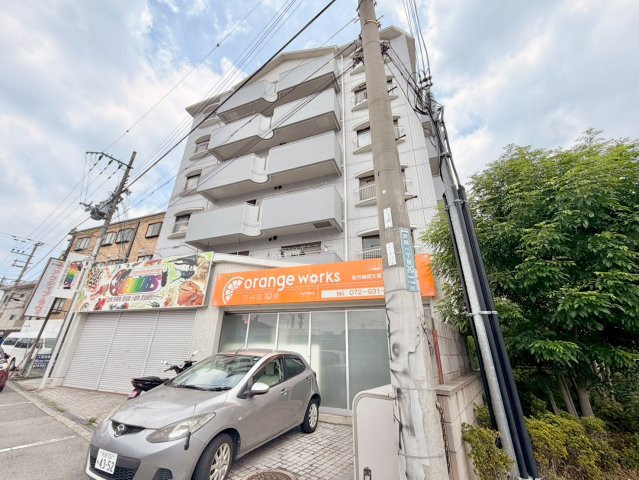 藤井寺市沢田１丁目の賃貸マンションの外観