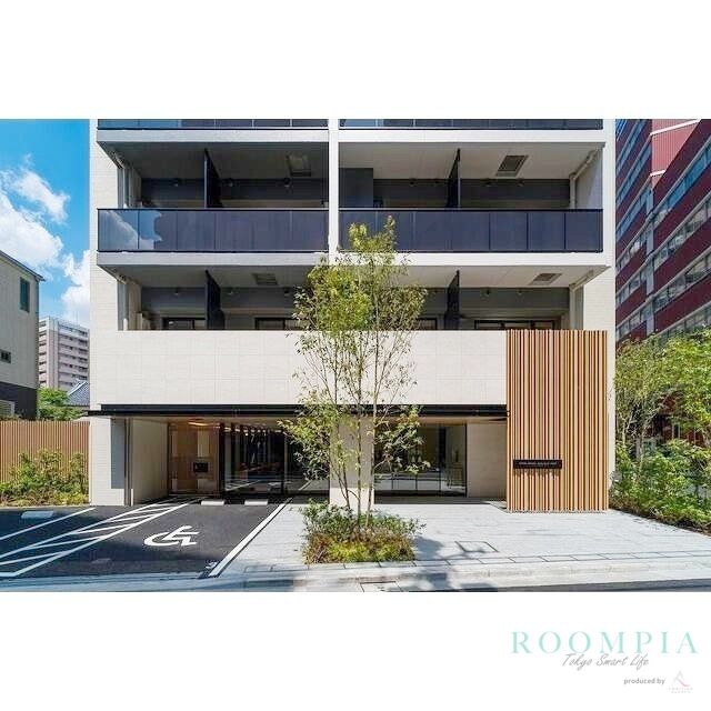 Ｊ．リヴェール学芸大学の外観