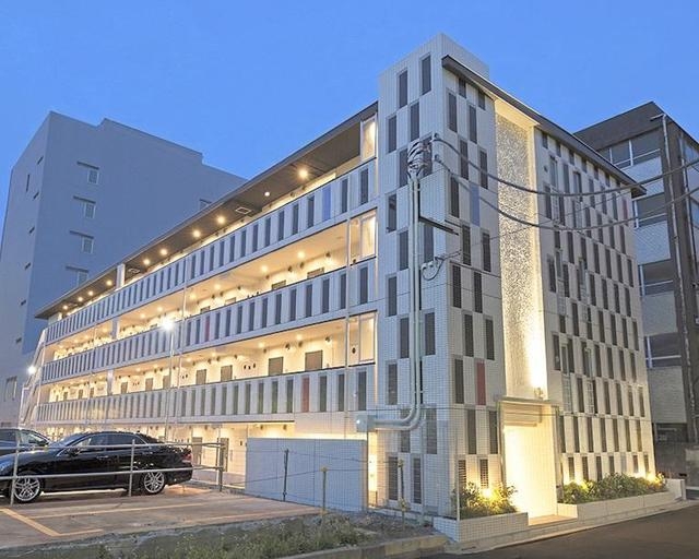 新宿区新小川町の賃貸マンションの外観