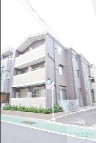 エクウス・アグラムの外観