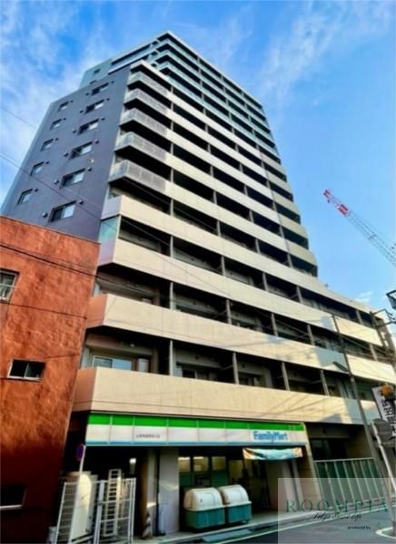 レジディア三軒茶屋の外観