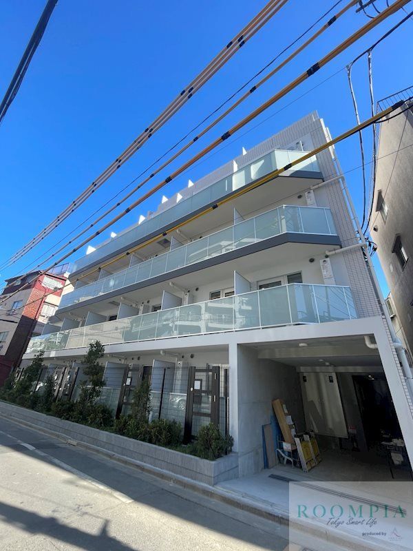 新宿区新宿７丁目の賃貸マンションの外観