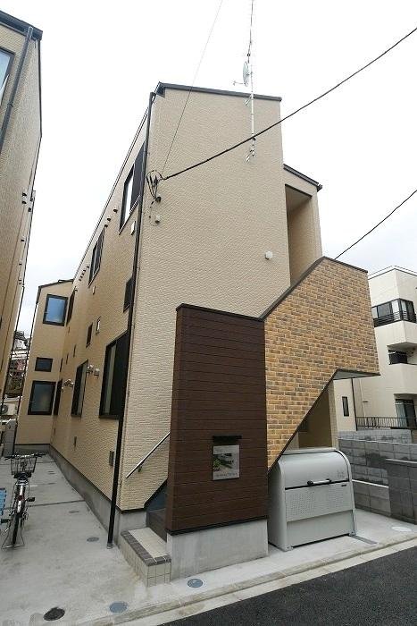Latte池袋本町の外観