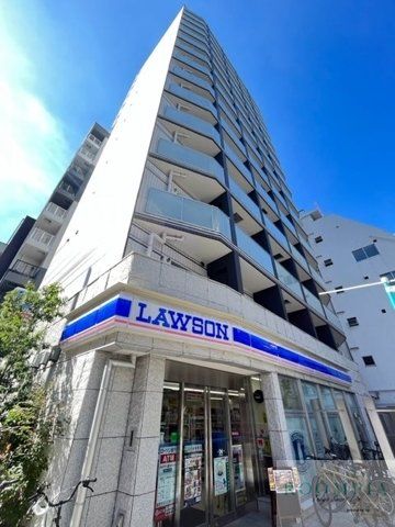 ドゥーエ板橋区役所前の外観